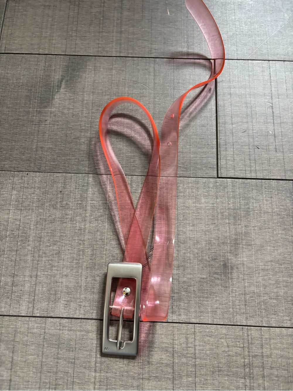 ❤️‍🔥5/$25❤️‍🔥Y2K*Rare Find* Bubblegum Pink PVC Belt with Heavy Silver Hardware